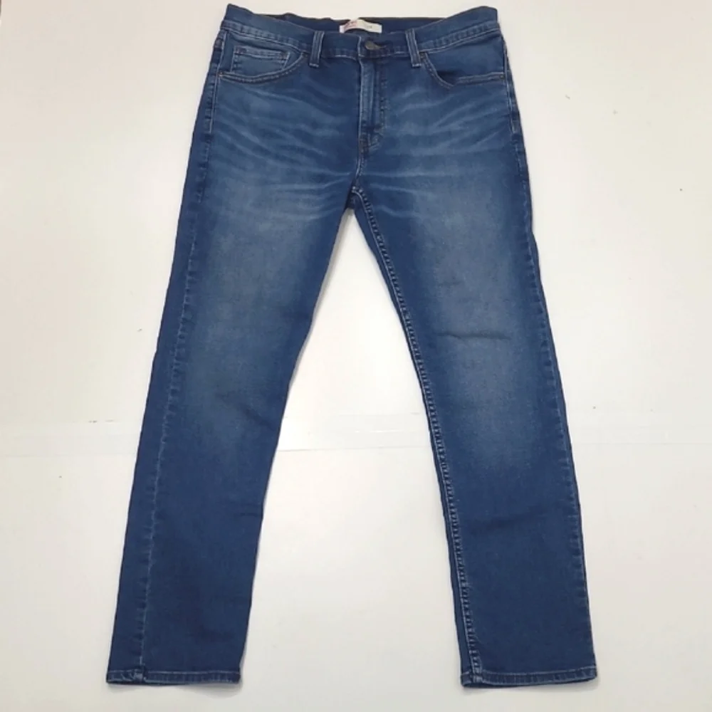 Levis sleek stylish